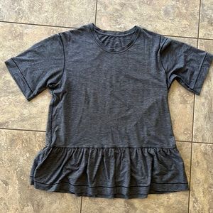 Lululemon Flouncey Tee Sz 8